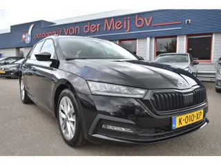 Škoda Octavia Combi 1.0 e-TSI Sport Business , VIRTUAL COCKPIT , CR CONTR , NAVI , LMV17 , PDC A , C