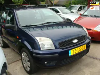 Ford Fusion 1.4-16V Trend st bekr elek pak nap apk