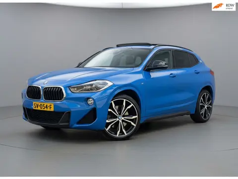 BMW X2 SDrive20i High Executive|M-sport|Pano|HUD|Trekhaak|Stoelverwarming