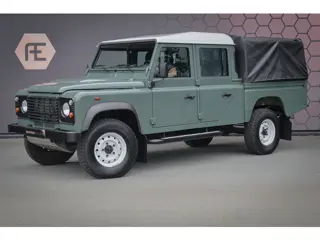 Land Rover Defender 2.2 D 130 DC E | ELEKTRISCHE RAMEN | TREKHAAK | UNIEKE KILOMTERSTAND.