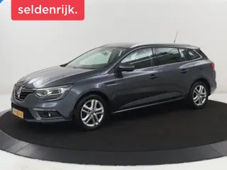 Renault Mégane 1.2 TCe Zen | Trekhaak | Cruise control |  Climate control | Bluetooth | Navigatie | 