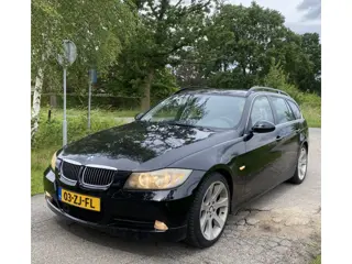 BMW 3 Serie Touring 325i Business Line (bj 2008, automaat)