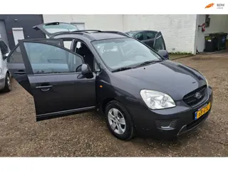 Kia Carens 2.0 CVVT X-clusive 7personen hoge instap