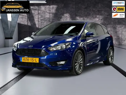 Ford Focus 1.0 ST-Line | Camera | 125PK | 6-Bak | Riem Vervangen | Camera | Verwarmd Stuurwiel