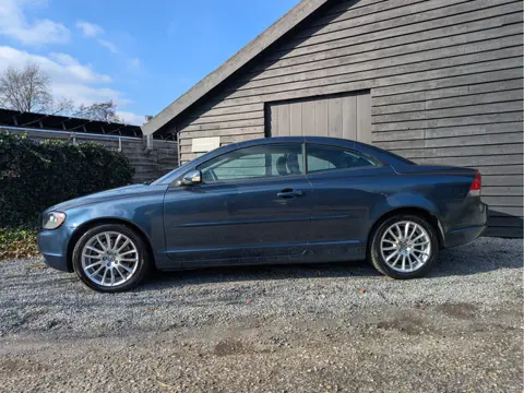 Volvo C70 Convertible 2.4i Momentum (bj 2006)