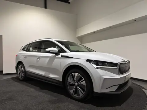 Škoda Enyaq iV 60 | Trekhaak | Keyless | Climate Pack | Soh (batterijcheck) Waarde 93,9 %