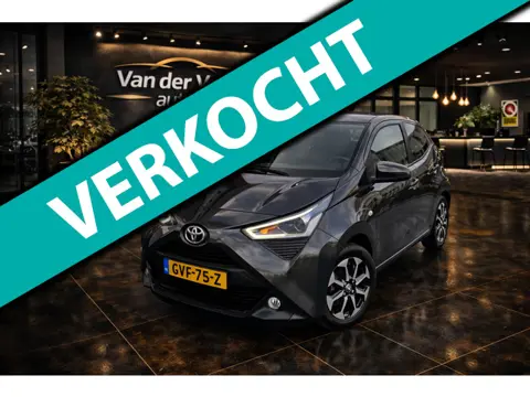 Toyota Aygo 1.0 VVT-i x-clusiv LMV CLIMA AUTOMAAT