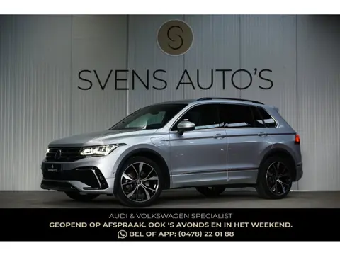 Volkswagen Tiguan 1.4 TSI eHybrid R-Line Trekhaak|Keyless|HUD|Matrix|20"