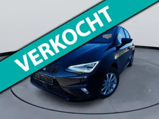 Seat Ibiza Seat Ibiza 1.0 TSI Style 110pk Automaat DSG 2023 Apple carplay Stoelverwarming Midnight B
