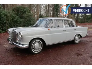 Mercedes-Benz 190 c C Limousine (W110) (bj 1964)