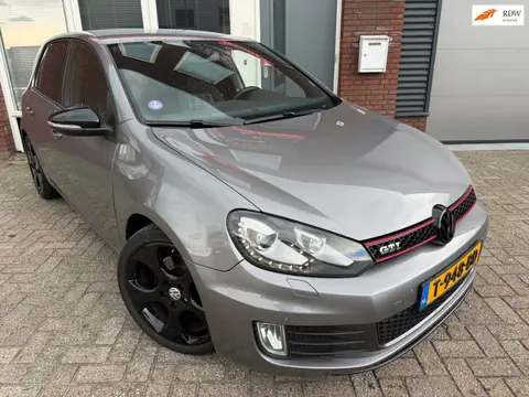Volkswagen Golf 2.0 GTI / Navi / LED / PDC / Stoelverw / Cruise / NAP