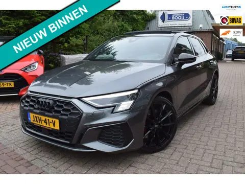 Audi A3 Sportback 45 TFSI e S-LINE/245PK Competition/AUTOMAAT/PANODAK/ADAP-CRUISE/CARPLAY/HEAD-UP/CA