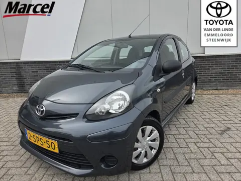 Toyota Aygo 1.0 VVT-i Now Airco Radio CD 5Deurs (bj 2013)