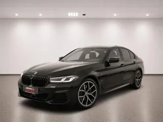 BMW 530e High Executive M Sport | Dealeronderhouden | 1e Eigenaar | 293PK | Pano | HUD | Harman Kard