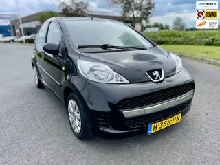 Peugeot 107 1.0-12V XS, 5drs, Aut, Airco, Elektr ramen, Radio CD speler, Toerenteller, Goed oh!