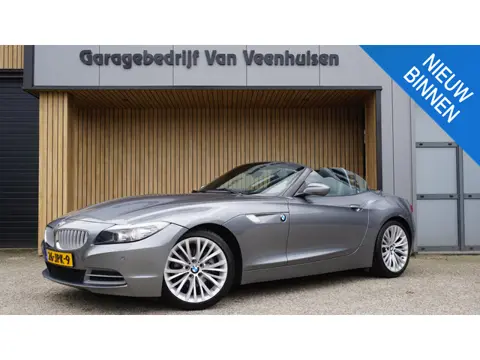 BMW Z4 Roadster sDrive 23i 204pk Handgeschakeld *6-Cilinder* Sportstoelen Leder Xenon 18inch LM *NL 