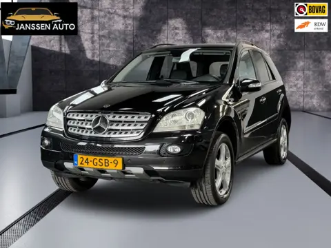 Mercedes-Benz M-klasse 350 | Leder/Alcantara | 19 Inch | Nette Auto