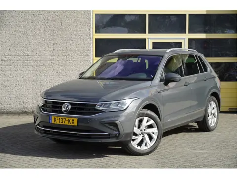 Volkswagen Tiguan 1.5 TSI 150PK! Life Business BJ2021 Lmv 18" | Led V+A | Pdc | Keyless entry | Elek