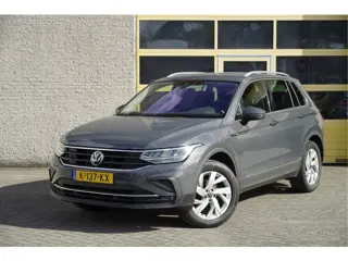 Volkswagen Tiguan 1.5 TSI 150PK! Life Business BJ2021 Lmv 18" | Led V+A | Pdc | Keyless entry | Elek