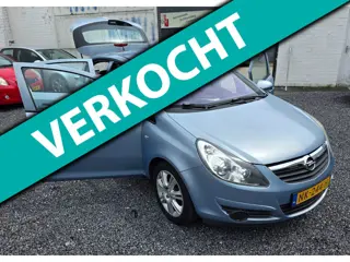 Opel Corsa 1.4-16V Cosmo 5 drs airco boekjes compleet