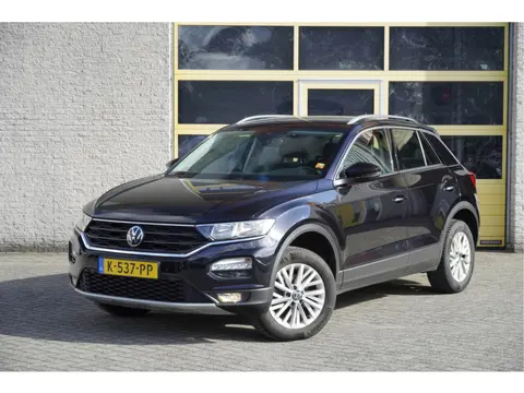 Volkswagen T-Roc 1.5 TSI 150PK! Style Business BJ2021 Lmv 16" | Led | Pdc | Elek. achterklep | Trekh