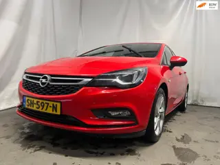 Opel Astra 1.6 CDTI Innovation SCHADEAUTO!!