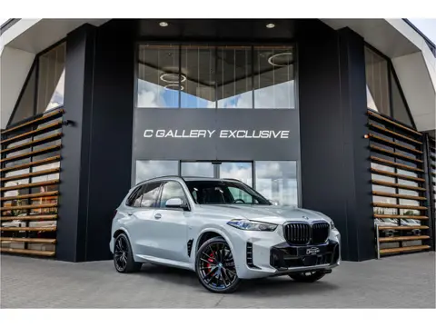 BMW X5 xDrive50e - M Sport | Panorama | H&K | Carbon | Elek. Trekhaak | Stoelkoeling