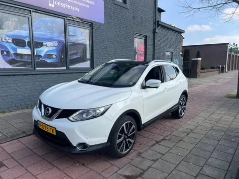 Nissan Qashqai 1.2 Acenta panodak navi camera leder onderhoudhistory
