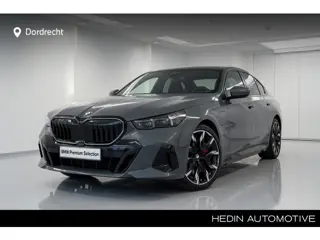 BMW 5 Serie 550e xDrive | Individual Grigio Telesto | 21" | M-Stoelen | Driv .Ass. Pro | Adaptief M 