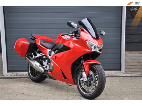 Honda VFR 800 F ABS koffers, handvatverwarming