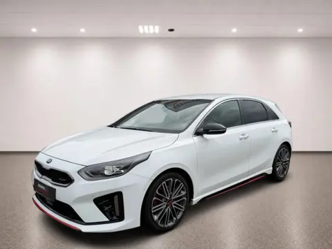 Kia Ceed 1.6 T-GDi GT 204PK Automaat | JBL | ACC | Camera | CarPlay | Trekhaak