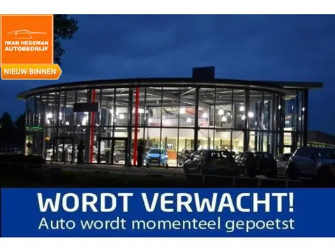 Lynk & Co 01 | Panoramadak | Stuurverwarming | Stoelverwarming | PDC + Camera | Navigatie | Apple Ca