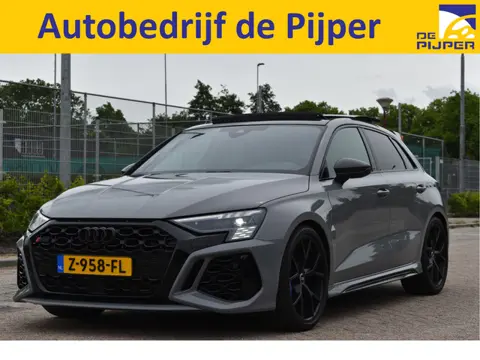 Audi RS3 2.5 TFSI quattro 400 PK RS-Dynamic | Vol | B&O | Keyless | HUD | Keramisch | Massagestoelen