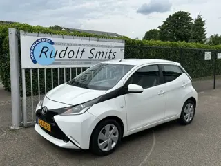Toyota Aygo 1.0 VVT-i x-play
