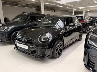 MINI 3-deurs 1.5 Cooper C John Cooper Works | Achteruitrijcamera | Apple Carplay | Sportstoelen