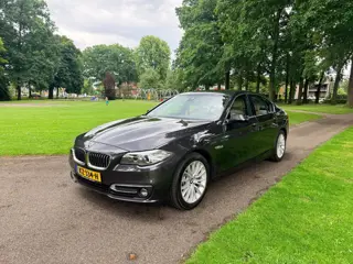 BMW 5-serie 520i Luxury Edition automaat- goed onderhouden