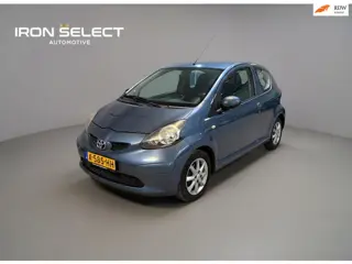 Toyota Aygo 1.0-12V met nieuwe koppeling en APK TOT JUNI 2027