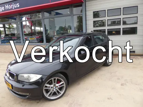 BMW 1-serie 118i Eff.Dynamics Ed. okt-2010 NAVI, CLIMA, PANODAK, PDC, LMV, STOELVERW!!