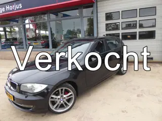 BMW 1-serie 118i Eff.Dynamics Ed. okt-2010 NAVI, CLIMA, PANODAK, PDC, LMV, STOELVERW!!