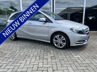 Mercedes-Benz B-Klasse 180 Ambition Led / Cruise / Stoelverwarming / Automaat