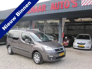 Peugeot Partner Tepee 1.2 PureTech Active met trekhaak apk 02-02-2027