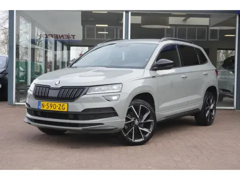 Skoda Karoq 1.5 TSI ACT Sportline Business Automaat | Vol opties | Sportstoelen | Virt. cockpit | Tr