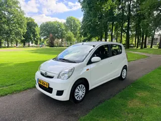 Daihatsu Cuore 1.0 Trend Nieuwe apk 2008
