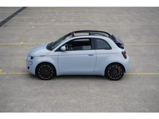 Fiat 500 C Icon 42 kWh Cabriolet 118PK Apple CarPlay