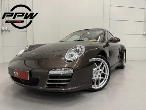 Porsche 911 997.2 Targa 4 3.6 PDK 47.728km/MACADAMIA METALLIC/SAND BEIGE INTERIEUR/VOLLEDIG PORSCHE 