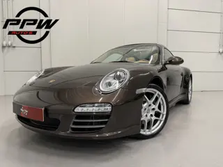 Porsche 911 997.2 Targa 4 3.6 PDK 47.728km/MACADAMIA METALLIC/SAND BEIGE INTERIEUR/VOLLEDIG PORSCHE 
