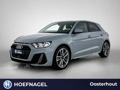 Audi A1 Sportback 35 TFSI S-Line | Adaptive Cruise | Stoelverwarming | Lane Assist | CarPlay | Leder