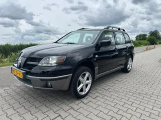 Mitsubishi Outlander 2.0 Comfort 4WD, Trekhaak, Airco, Elektrische ramen
