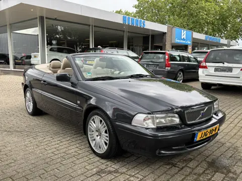 Volvo C70 Convertible 2.3 T5 240pk Luxury (bj 2000)