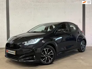 Toyota Yaris 1.5 Hybrid Style Carplay Navi|Cruise|LED|Dealer Onderhouden !!